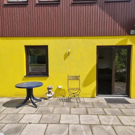 Yellow House Δωμάτια σε οικογενειακή κατοικία