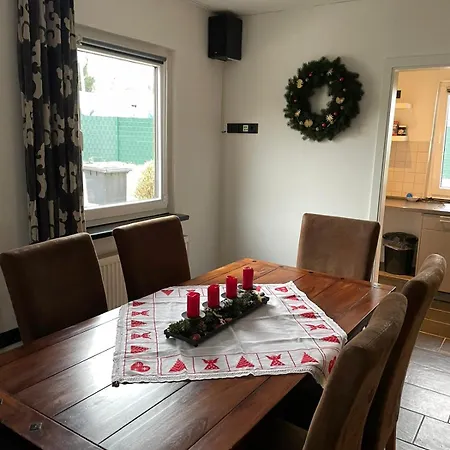 Yellow House * Оснабрюк